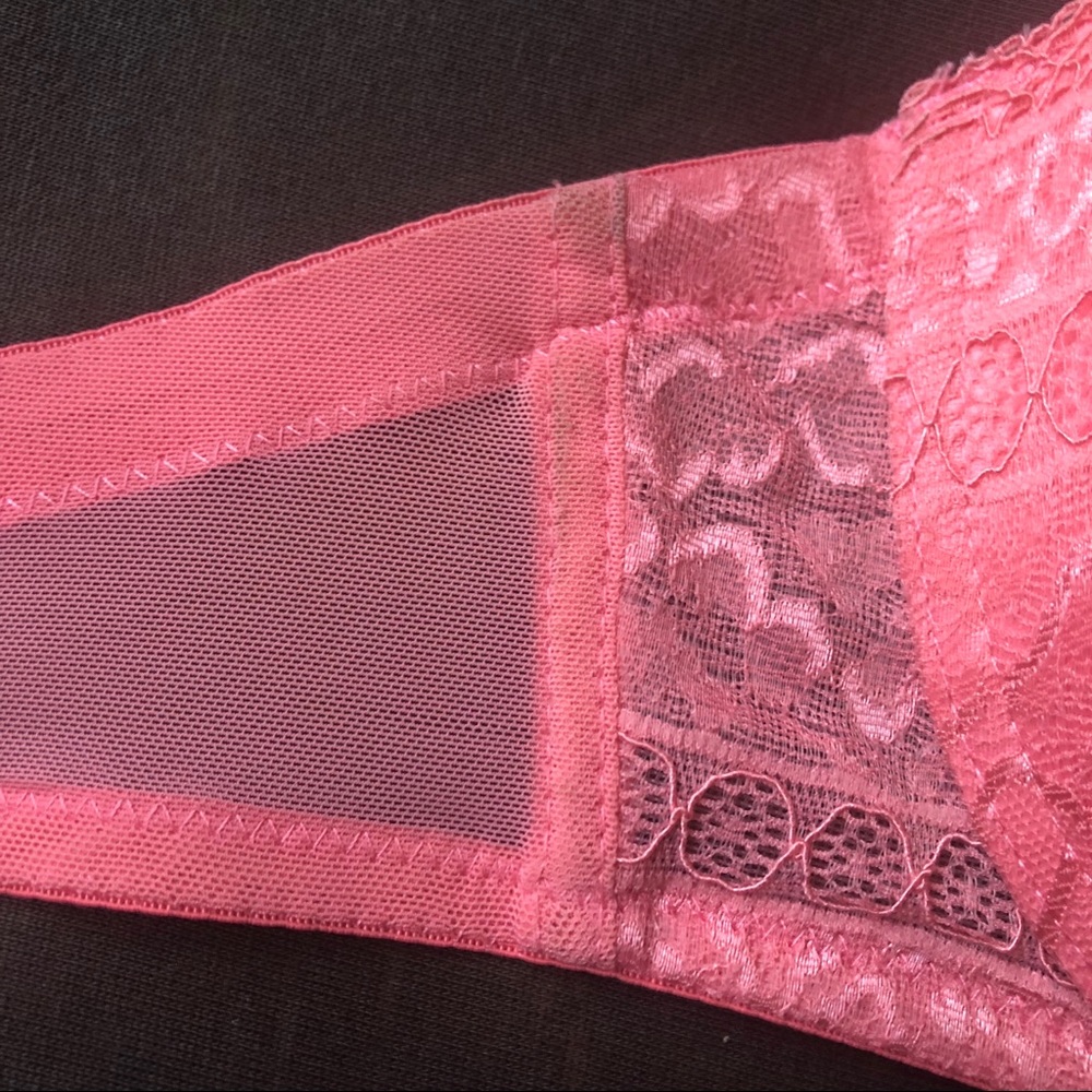Pink Bra - Picture 6 of 8
